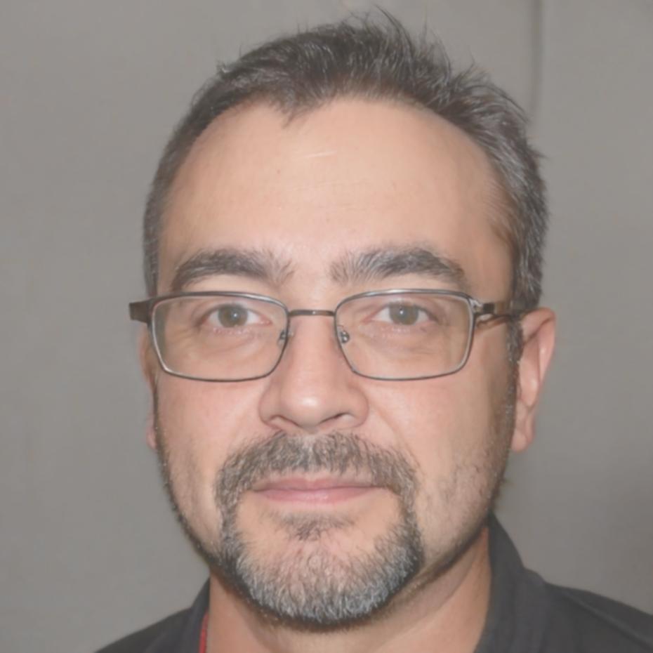 Database administrator con esperienza quindicennale nella gestione sistemi enterprise